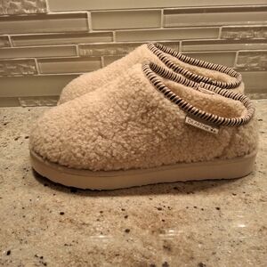 BearPaw Cream Slippers